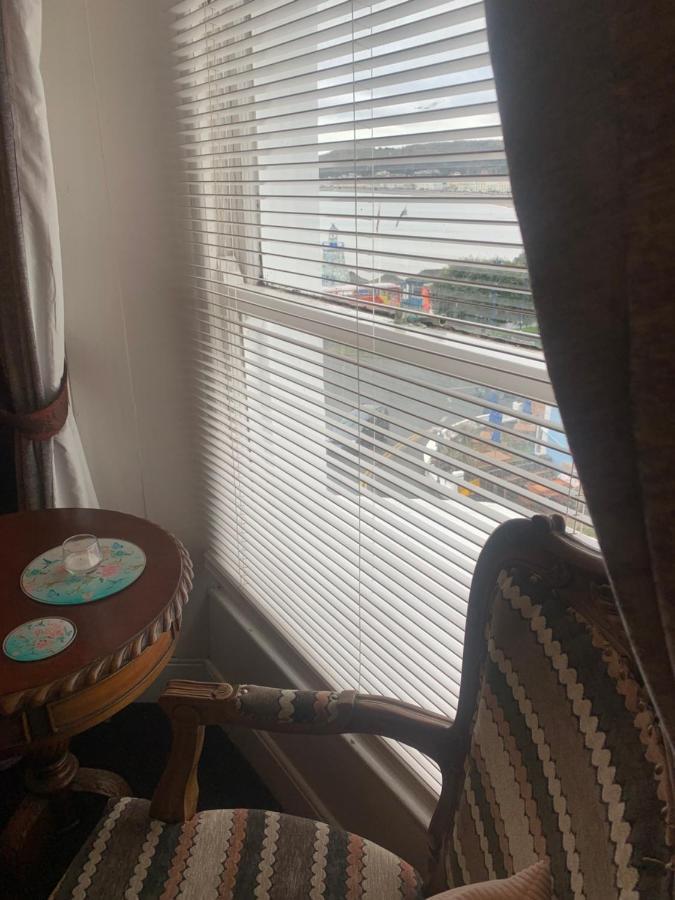 ホテル Bella Vista ランディドノー エクステリア 写真